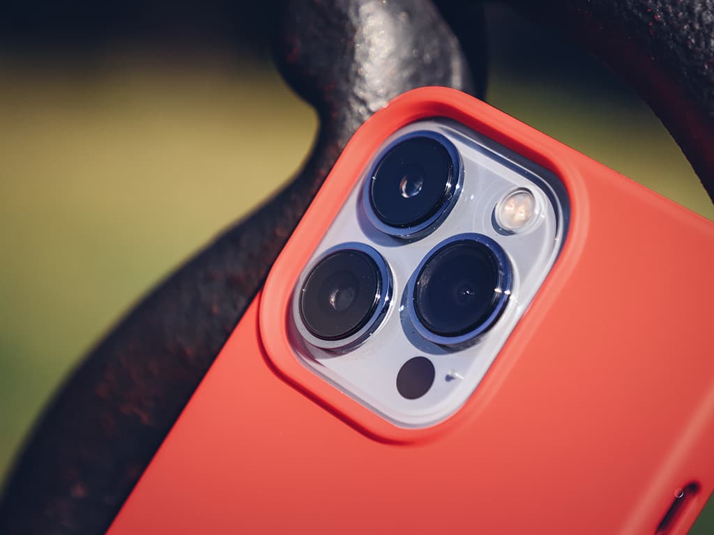 Silikonový obal na iPhone 13 Pro - 2